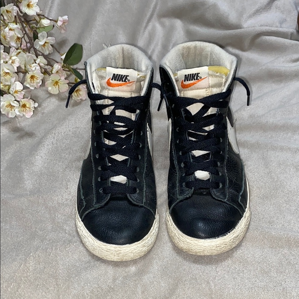 nike blazer mid 77